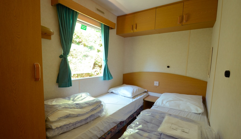 Chambre avec lits simples, mobile home confort en Vendée